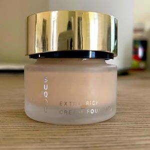 Suqqu extra rich cream foundation